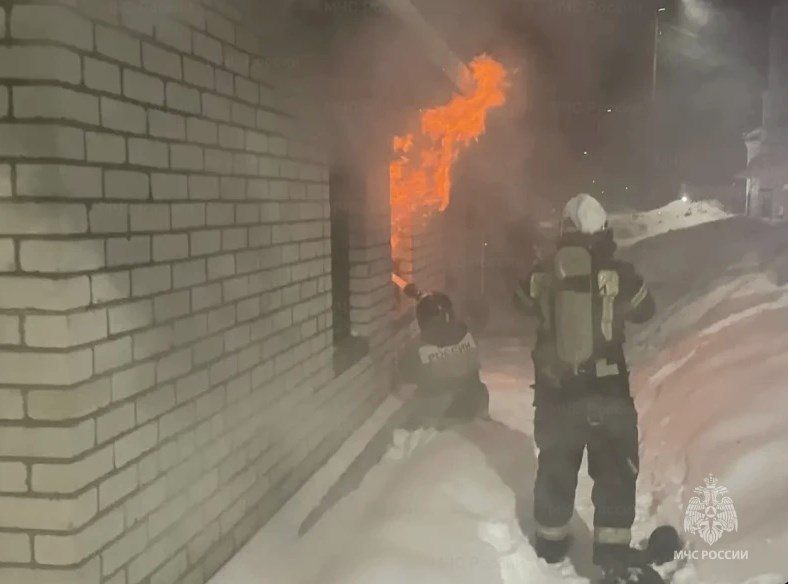 В Мценске при пожаре в частном доме погиб человек