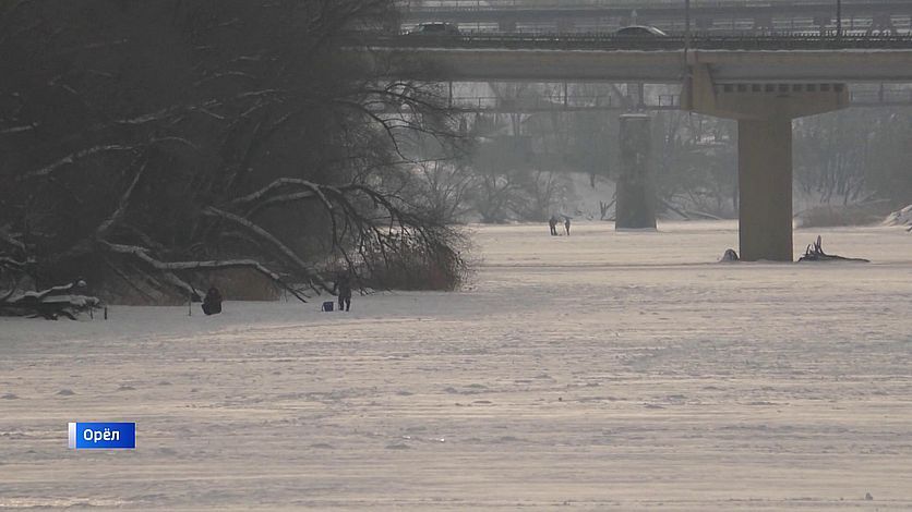 Орловцев просят не выходить на лед