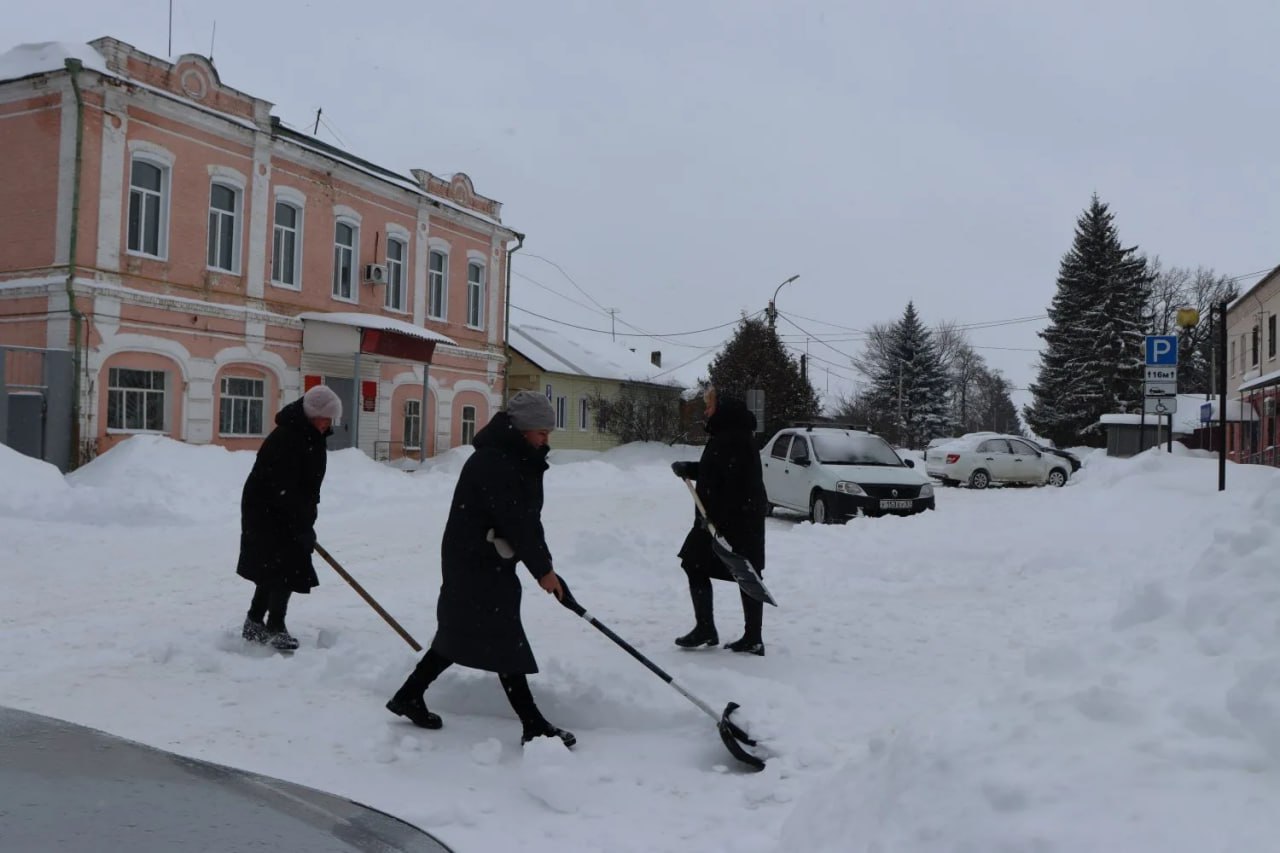 Андрей Клычков: Уборка снега в Орловской области продолжается весь день Андрей Клычков: Уборка снега в Орловской области продолжается весь день