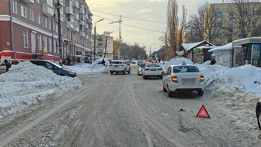 В Орле пешеход попал под колеса автомобиля