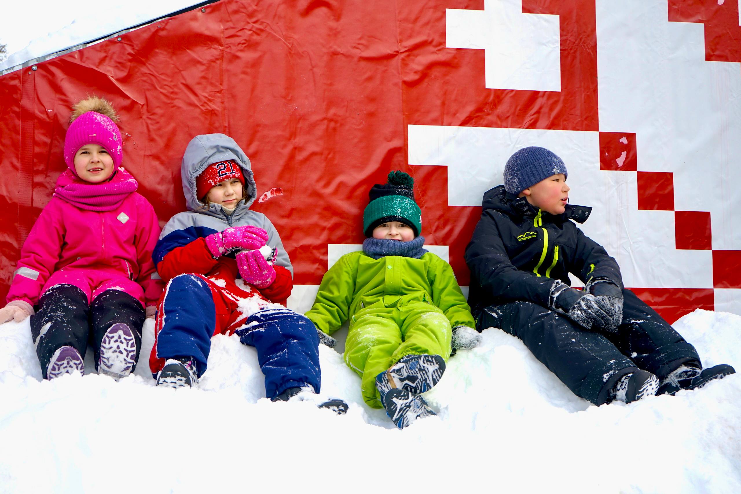 Юрий Парахин: Мы сильны нашими традициями, нашей верой и единством Юрий Парахин: Мы сильны нашими традициями, нашей верой и единством