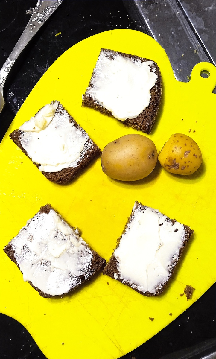 Вкусные закуски: секреты идеального бутерброда с селедкой