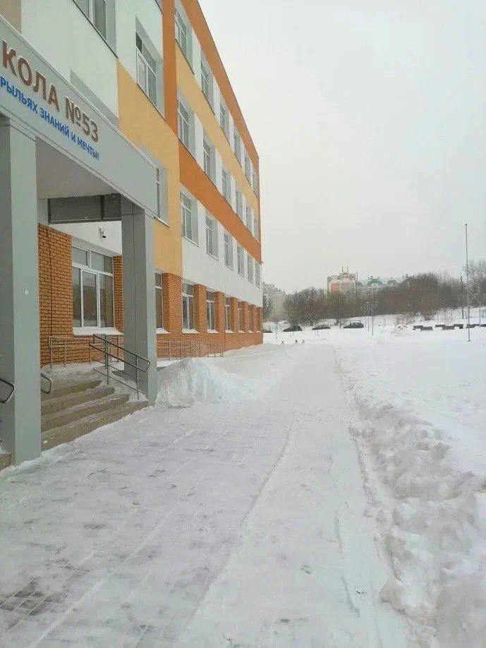 Снег образованию не помеха! Снег образованию не помеха!