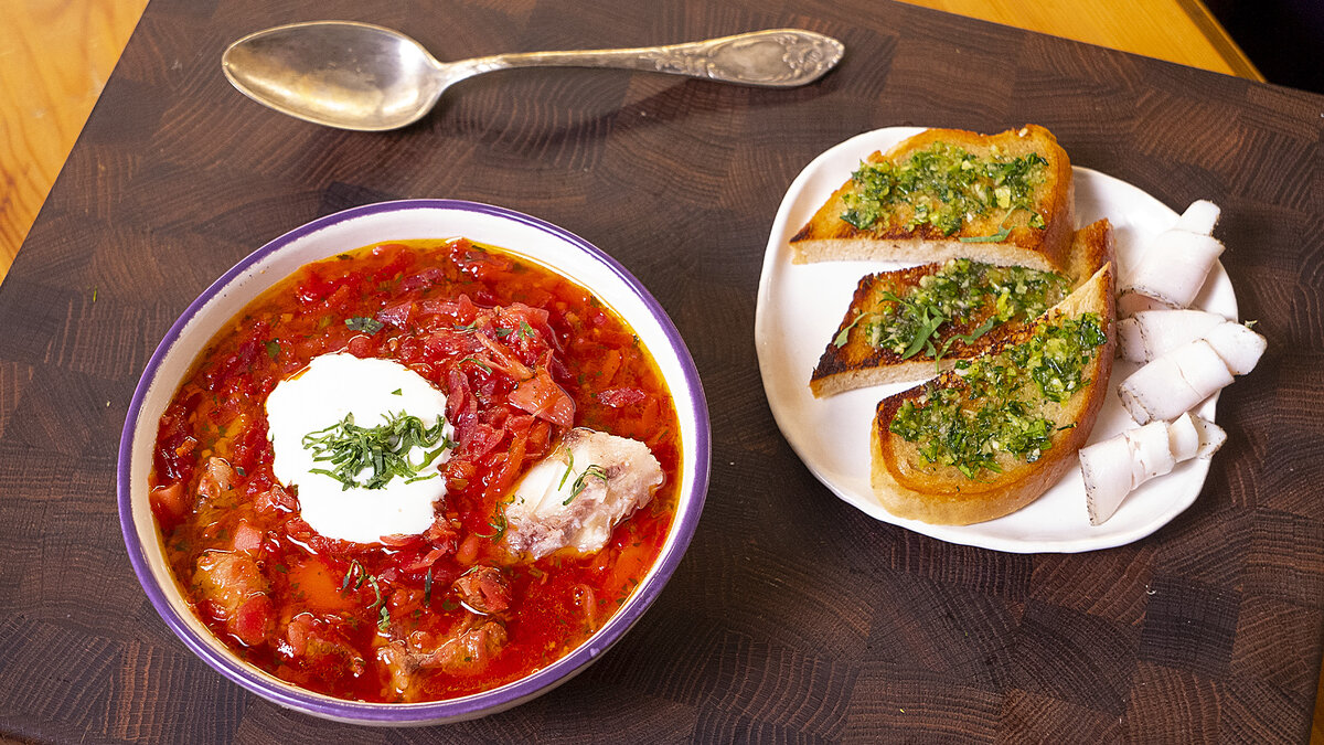 Как приготовить идеальный украинский борщ: секреты и рецепты