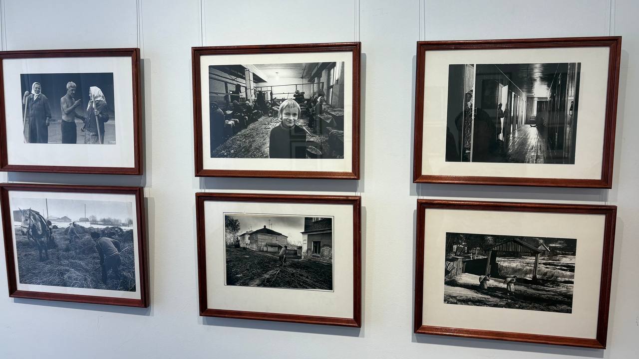 В Орловском Краеведческом музее открылась выставка известного орловского фотохудожника Леонида Тучнина «Посвящение» В Орловском Краеведческом музее открылась выставка известного орловского фотохудожника Леонида Тучнина «Посвящение»