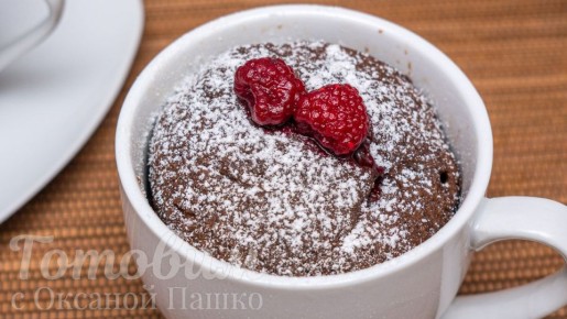 Брауни в чашке за пять минут: идеальный шоколадный десерт на скорую руку