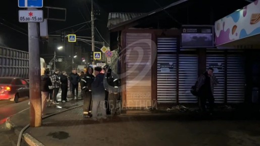 Наш корреспондент Анастасия Гришина на месте пожара, что случился на остановке Магазин Орёл, узнала подробности происшествия