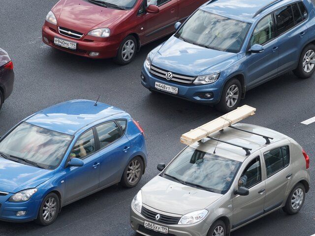 Правительство поддержало инициативу по бронированию номеров для автомобилей