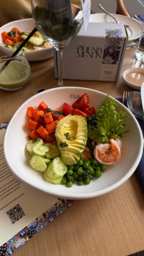 ������ ���� ��������: Claudia � Phenomenon ������� ���������� ����