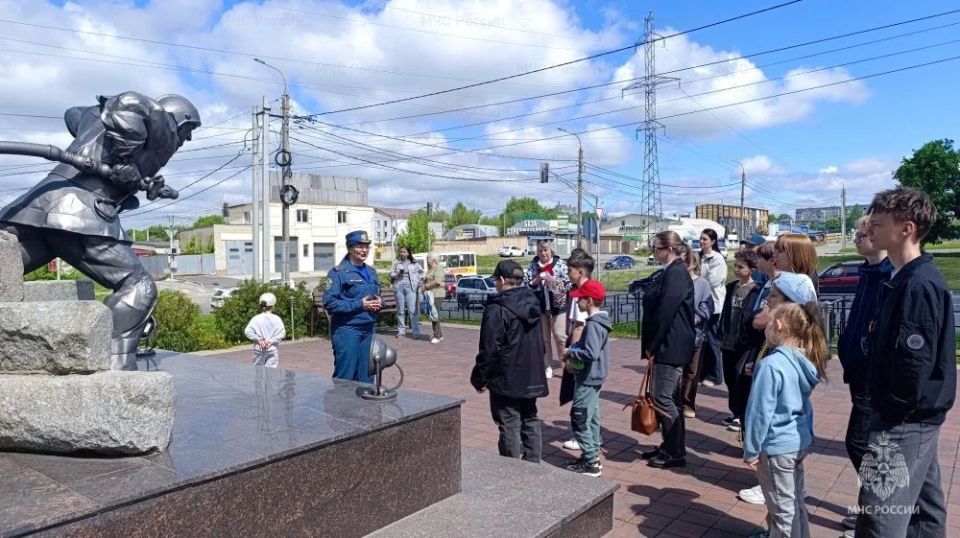 Маленькие гости в мире больших подвигов Маленькие гости в мире больших подвигов