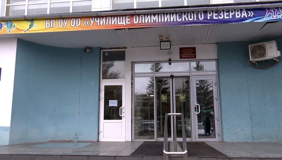В Орле начались работы по обновлению здания училища олимпийского резерва на улице Октябрьской