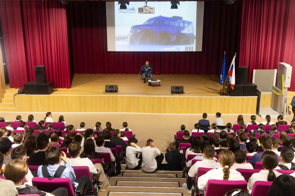 Андрей Клычков: День полярника, который сегодня отмечается в нашей стране, близок Орловщине Андрей Клычков: День полярника, который сегодня отмечается в нашей стране, близок Орловщине