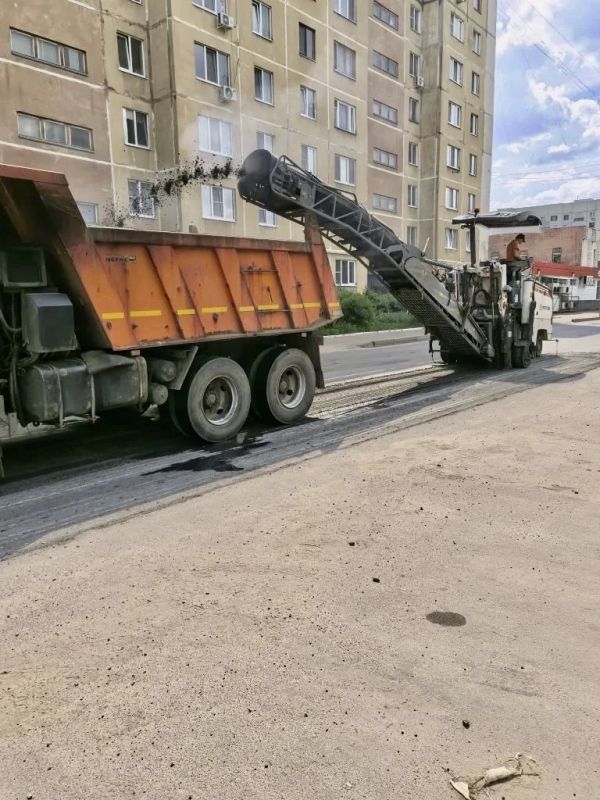 В Орле продолжается ямочный ремонт дорог В Орле продолжается ямочный ремонт дорог
