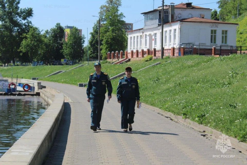 Опасный отдых: орловцев призывают не открывать купальный сезон раньше времени Опасный отдых: орловцев призывают не открывать купальный сезон раньше времени