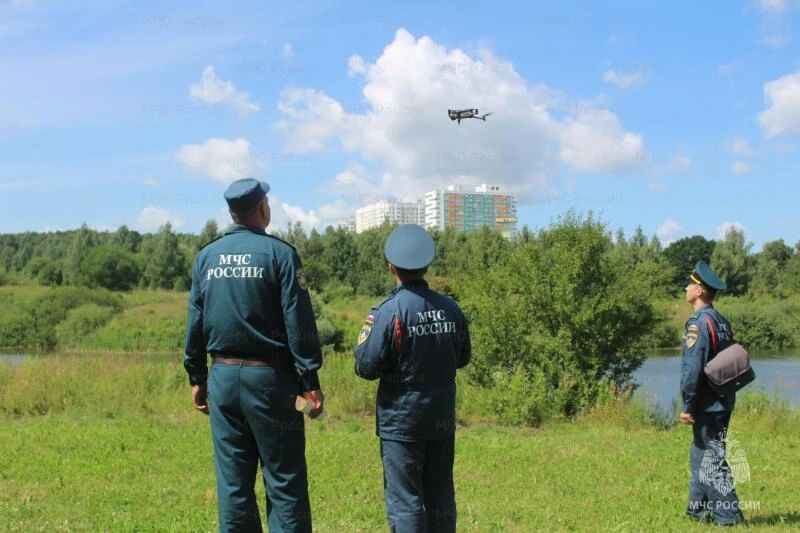 В Орле сотрудникам МЧС России в профилактике происшествий на воде помогает воздушный мониторинг В Орле сотрудникам МЧС России в профилактике происшествий на воде помогает воздушный мониторинг