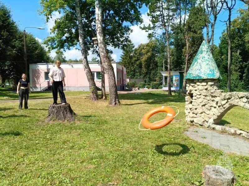Правила безопасности актуальны всегда: в Орловчанку снова приехали сотрудники МЧС России Правила безопасности актуальны всегда: в Орловчанку снова приехали сотрудники МЧС России