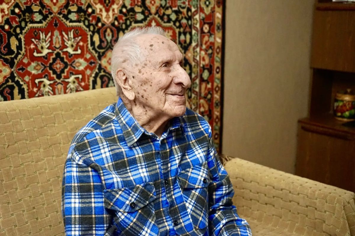 100 лет мужества: ветерана Великой Отечественной войны Анатолия Андреевича Рыбина поздравили с вековым юбилеем 100 лет мужества: ветерана Великой Отечественной войны Анатолия Андреевича Рыбина поздравили с вековым юбилеем