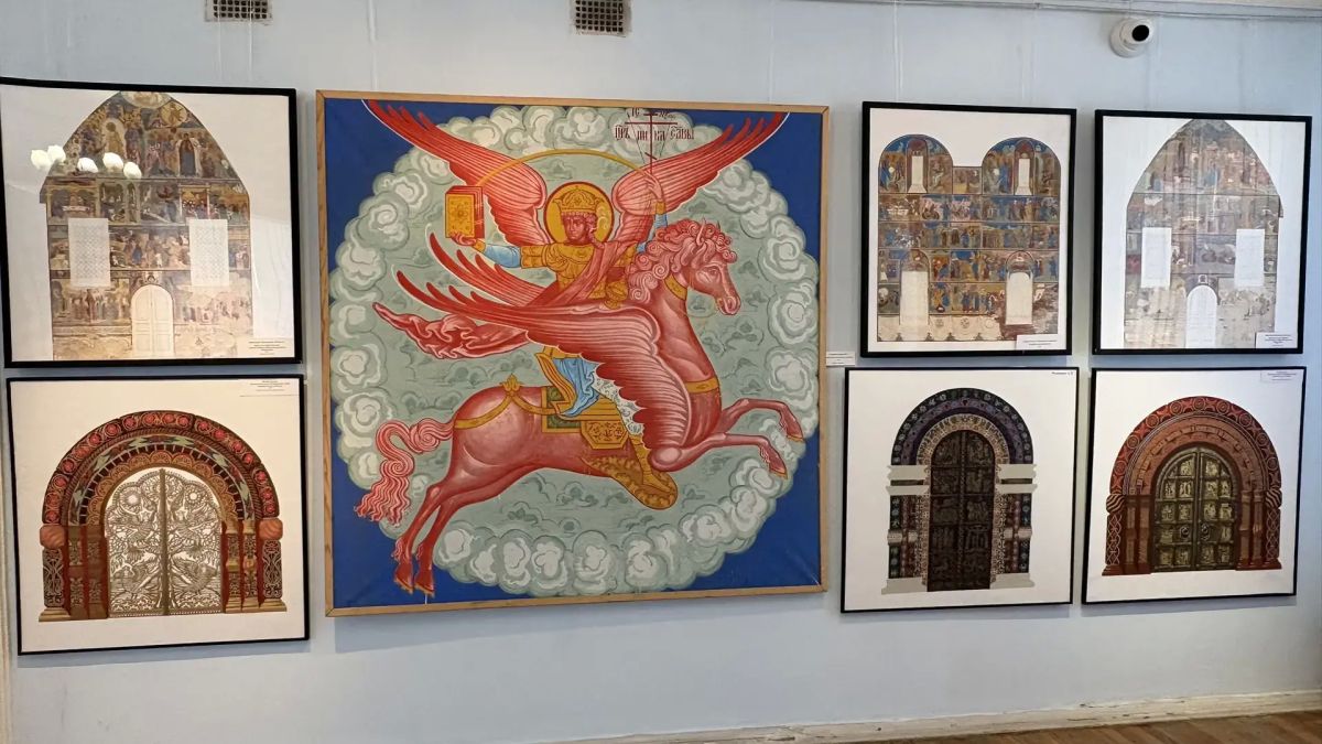 В Орле сегодня открылась выставка «Канон и стиль», посвященная искусству церковной живописи В Орле сегодня открылась выставка «Канон и стиль», посвященная искусству церковной живописи