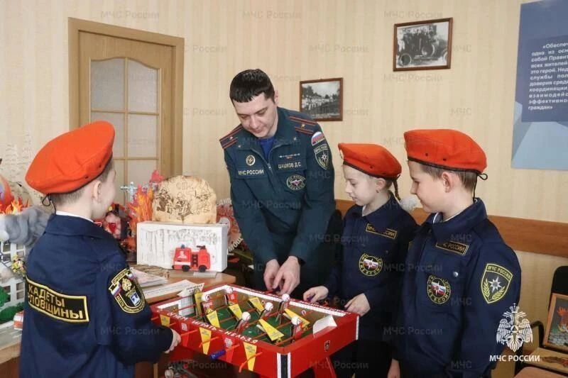 Гордые, Принципиальные, Настойчивые – пожарные инспекторы отмечают свой профессиональный праздник Гордые, Принципиальные, Настойчивые – пожарные инспекторы отмечают свой профессиональный праздник