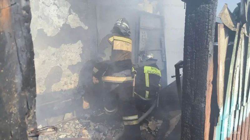 В Свердловском районе потушили пожар в жилом доме, а в Орловском округе произошла ещё одна трагедия на воде В Свердловском районе потушили пожар в жилом доме, а в Орловском округе произошла ещё одна трагедия на воде