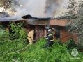 В Орле сотрудники МЧС России локализовали возгорание хозпостроек