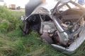 В ДТП с участием легкового автомобиля и большегруза в Орловской области травмированы 3 человека