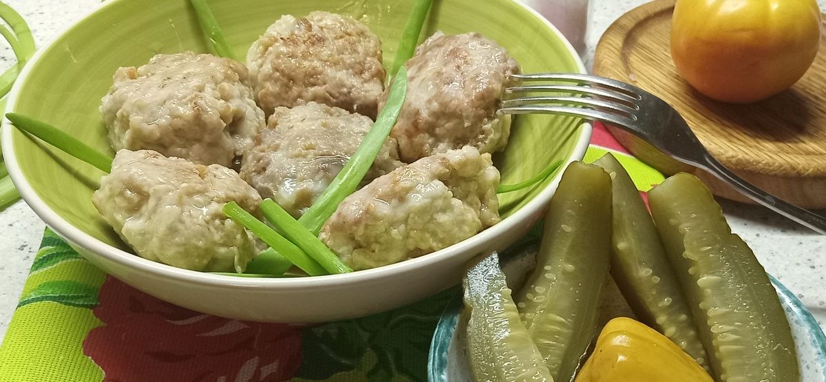 Кулинарная находка: что приготовить из куриных желудков и грудки