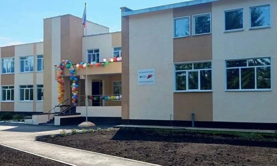 В Покровском районе после капремонта открыли Моховскую школу