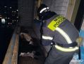 На улице Пожарной в Орле вспыхнул матрас — пожарные спасли мужчину