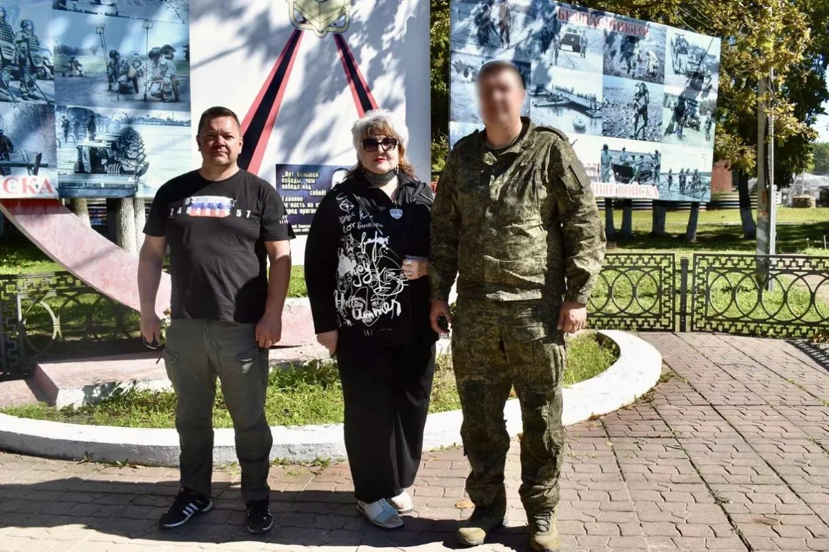 «Славица» и ZAHAROV 57 выступили перед российскими бойцами СВО «Славица» и ZAHAROV 57 выступили перед российскими бойцами СВО
