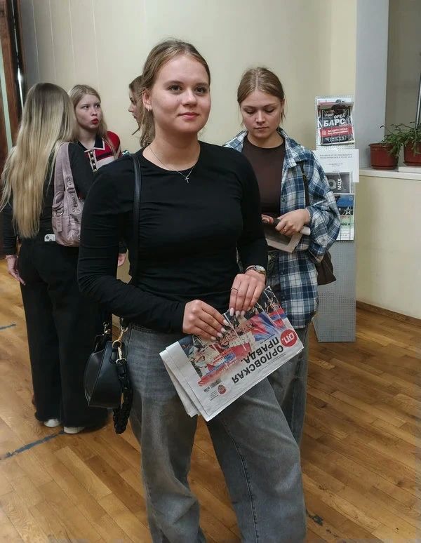 В редакции газеты «Орловская правда» побывали студенты-третьекурсники журфака ВГУ В редакции газеты «Орловская правда» побывали студенты-третьекурсники журфака ВГУ