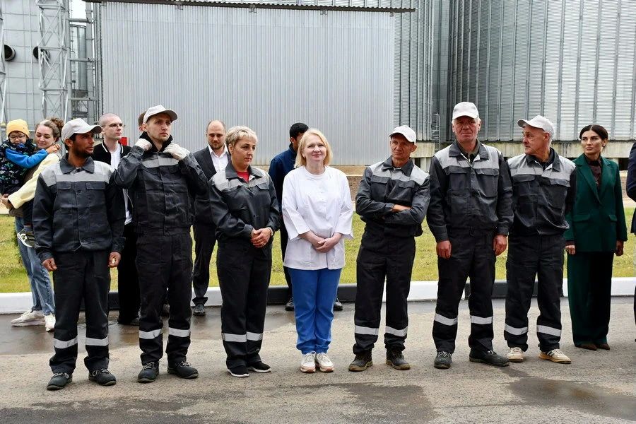 В Мценском районе открыли новый мукомольный комплекс с элеватором В Мценском районе открыли новый мукомольный комплекс с элеватором