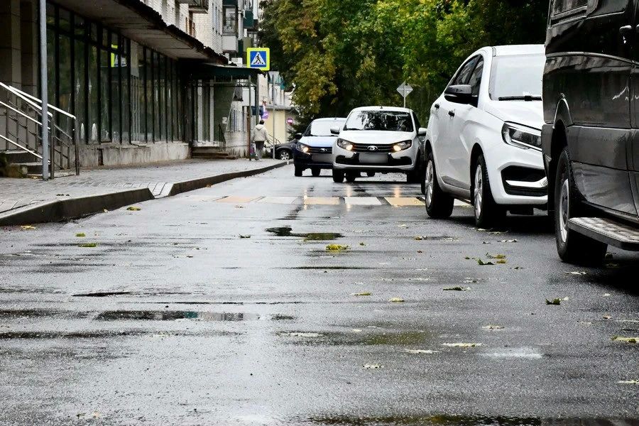 В Мценске завершается капремонт участка автодороги по ул. Гагарина В Мценске завершается капремонт участка автодороги по ул. Гагарина