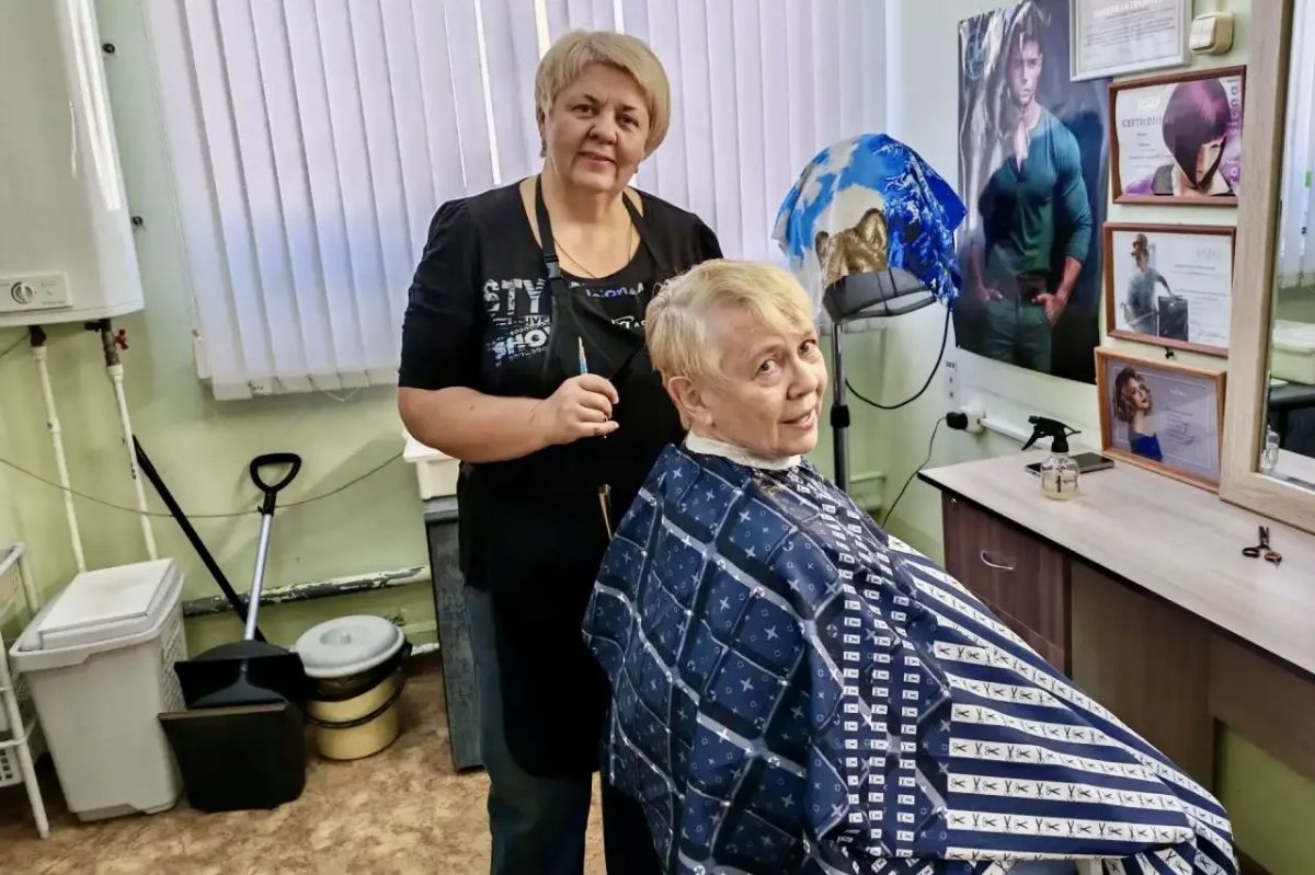Для орловчанок серебряного возраста устроили праздник красоты Для орловчанок серебряного возраста устроили праздник красоты