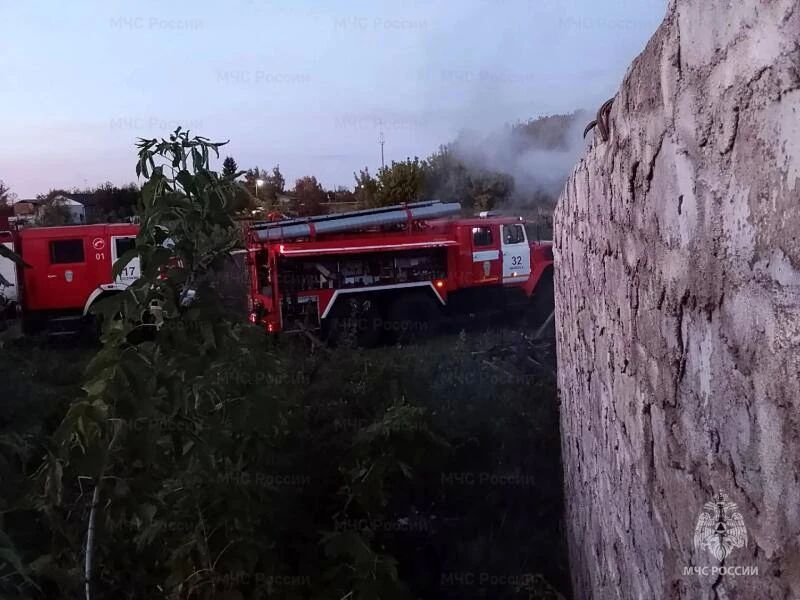 В минувшие сутки пожарные тушили постройки и зерносушилку, обошлось без пострадавших За прошедшие сутки орловские пожарно-спасательные подразделения выезжали 12 раз, из них 9 выездов на ликвидацию возгораний и 3 выезда на... В минувшие сутки пожарные тушили постройки и зерносушилку, обошлось без пострадавших За прошедшие сутки орловские пожарно-спасательные подразделения выезжали 12 раз, из них 9 выездов на ликвидацию возгораний и 3 выезда на...