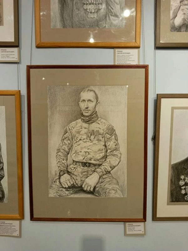 Орловский художник Сергей Грецов отметил юбилей выставкой в краеведческом музее Орловский художник Сергей Грецов отметил юбилей выставкой в краеведческом музее