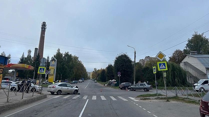 В Мценске произошло тройное ДТП