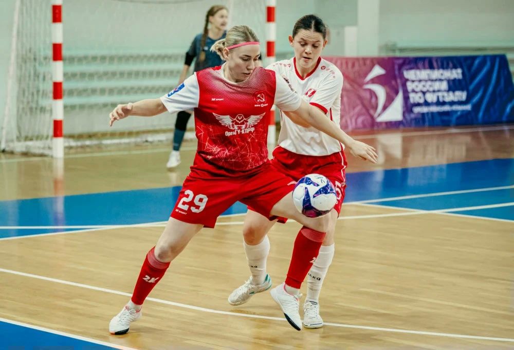 Орловчанки поднялись на вторую строку чемпионата России по футзалу среди женщин Орловчанки поднялись на вторую строку чемпионата России по футзалу среди женщин