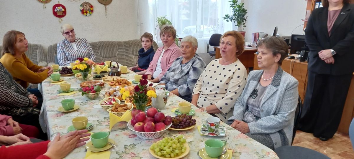 Член Общественной палаты Орловской области, председатель регионального отделения Общероссийской общественной организации «СОЮЗ ПЕНСИОНЕРОВ РОССИИ» по Орловской области Татьяна Анатольевна Воробьева провела встречу с... Член Общественной палаты Орловской области, председатель регионального отделения Общероссийской общественной организации «СОЮЗ ПЕНСИОНЕРОВ РОССИИ» по Орловской области Татьяна Анатольевна Воробьева провела встречу с...
