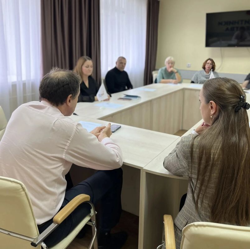 В Орловском отделении фонда «Защитники Отечества» состоялась встреча, посвященная финансовой грамотности В Орловском отделении фонда «Защитники Отечества» состоялась встреча, посвященная финансовой грамотности
