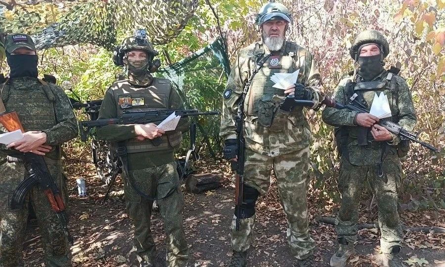 Малыш Сид доставил на фронт письма орловских студентов