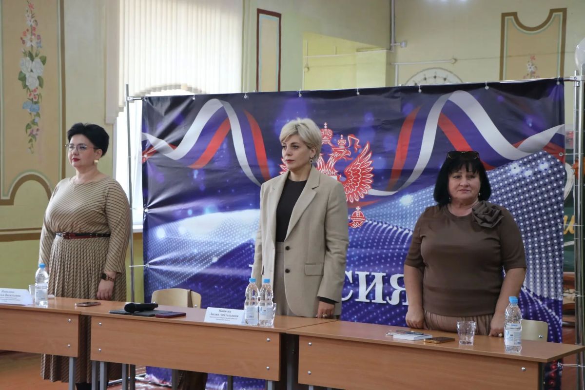 В рамках проекта «У молодежи есть вопрос» для учеников В рамках проекта «У молодежи есть вопрос» для учеников