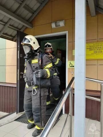Пожарные Новосиля проверили готовность к ЧС в школе искусств Пожарные Новосиля проверили готовность к ЧС в школе искусств