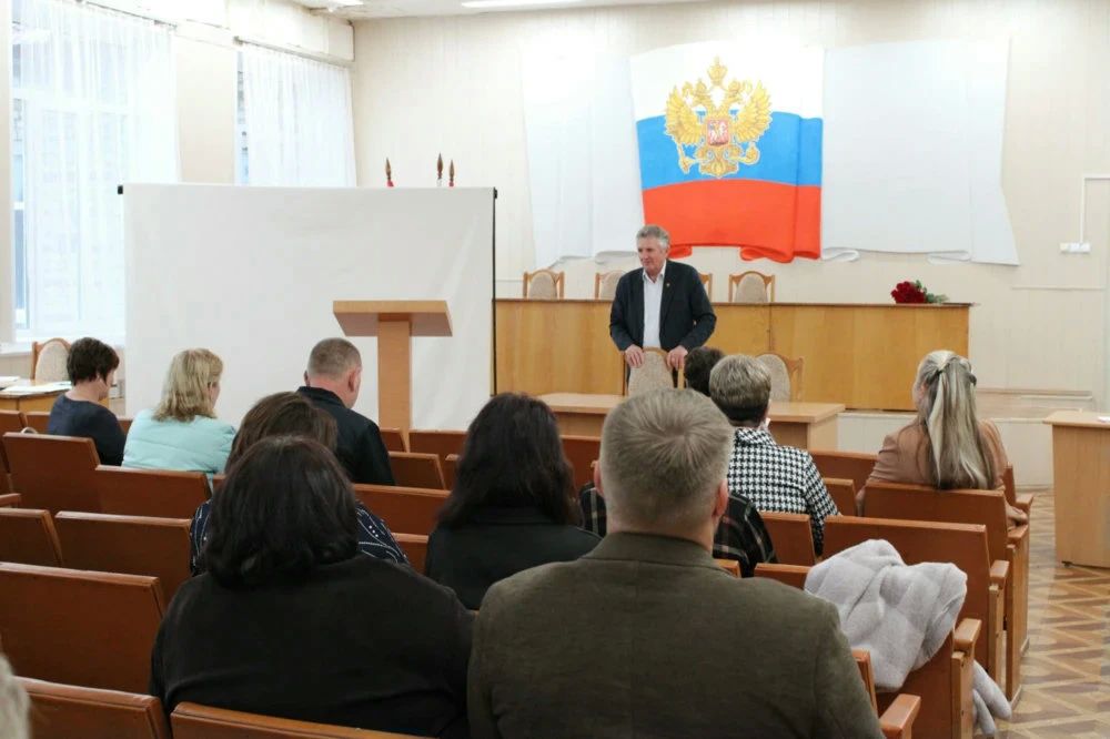 Председателем Верховского райсовета избран Арбий Моткуев Председателем Верховского райсовета избран Арбий Моткуев