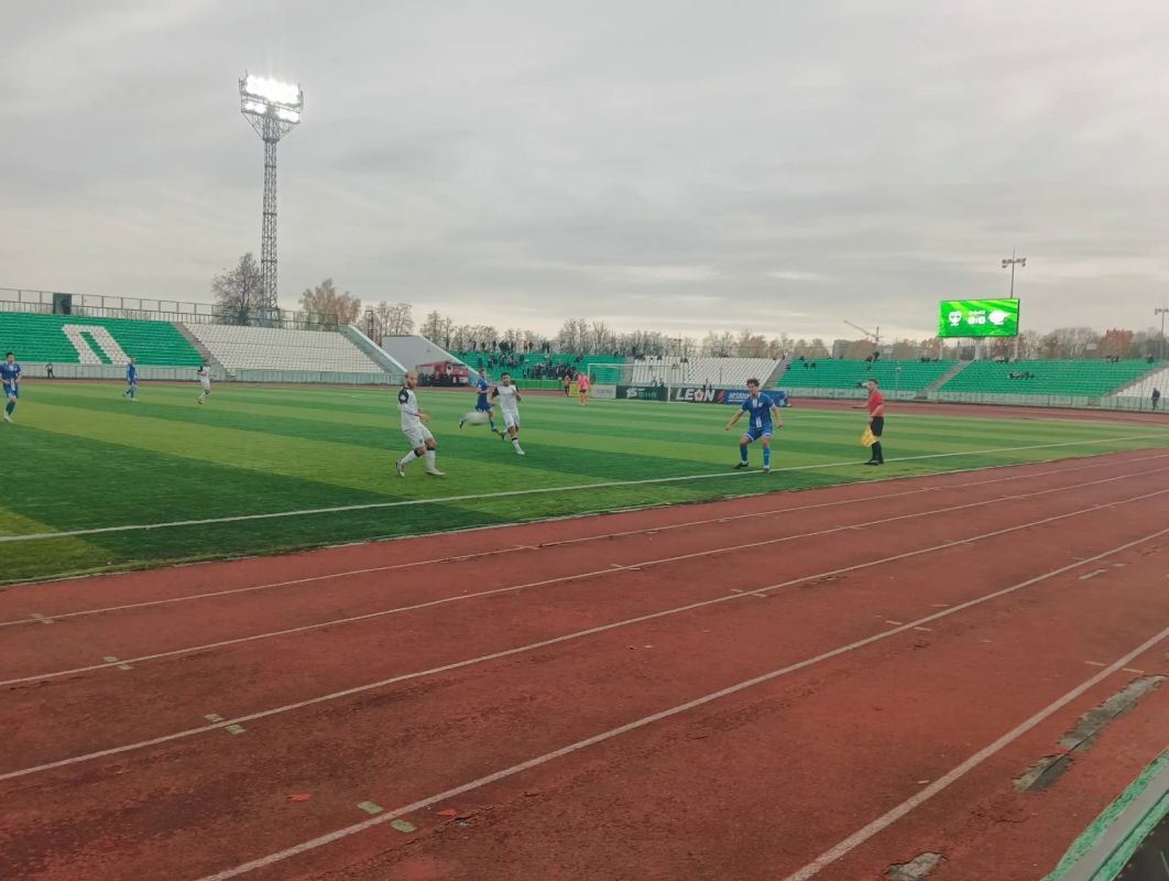 ФК «Орел» и пензенский «Зенит» в первом тайме не забили ФК «Орел» и пензенский «Зенит» в первом тайме не забили