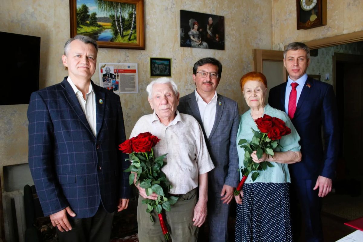 Орловскому ветерану Николаю Орлову исполнилось 99 лет!