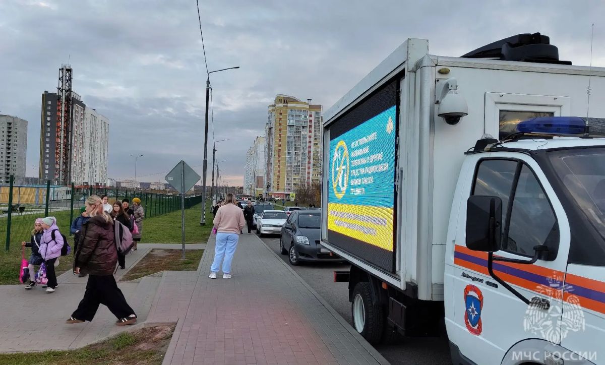 Мобильный комплекс информирования продолжает работу в области пожарной безопасности