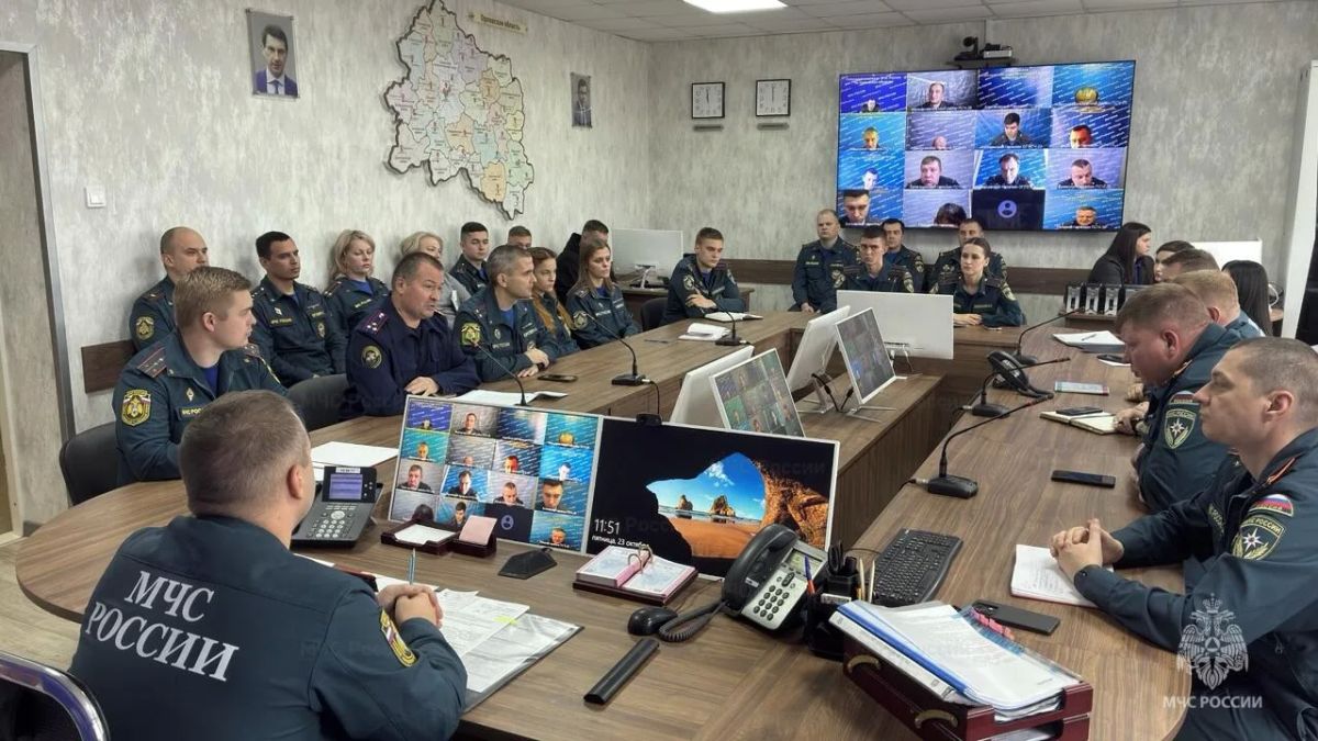 Представитель Следственного комитета провел занятие для сотрудников Орловского МЧС Представитель Следственного комитета провел занятие для сотрудников Орловского МЧС