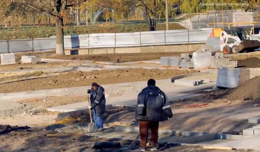 В Орле строители завершили основные работы в сквере Альберта Иванова