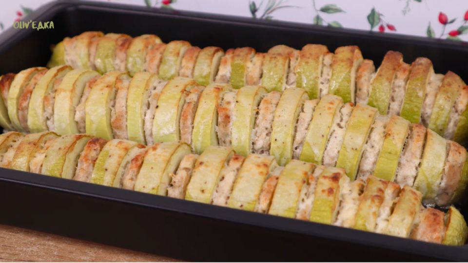 Создайте кулинарное чудо: запеченные кабачки с фаршем